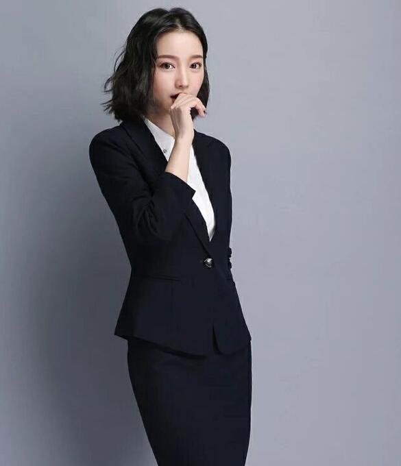 女春秋套職業裝 